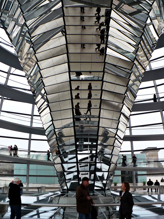 P1020139 How to book a visit to the Reichstag dome in Berlin