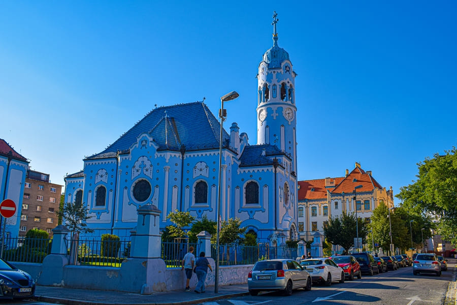 chiesa-azzurra-bratislava-01 Bratislava in un giorno: come arrivare da Vienna e cosa vedere