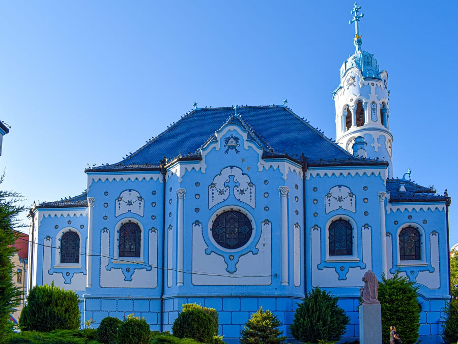 chiesa-azzurra-bratislava-02 Bratislava in un giorno: come arrivare da Vienna e cosa vedere