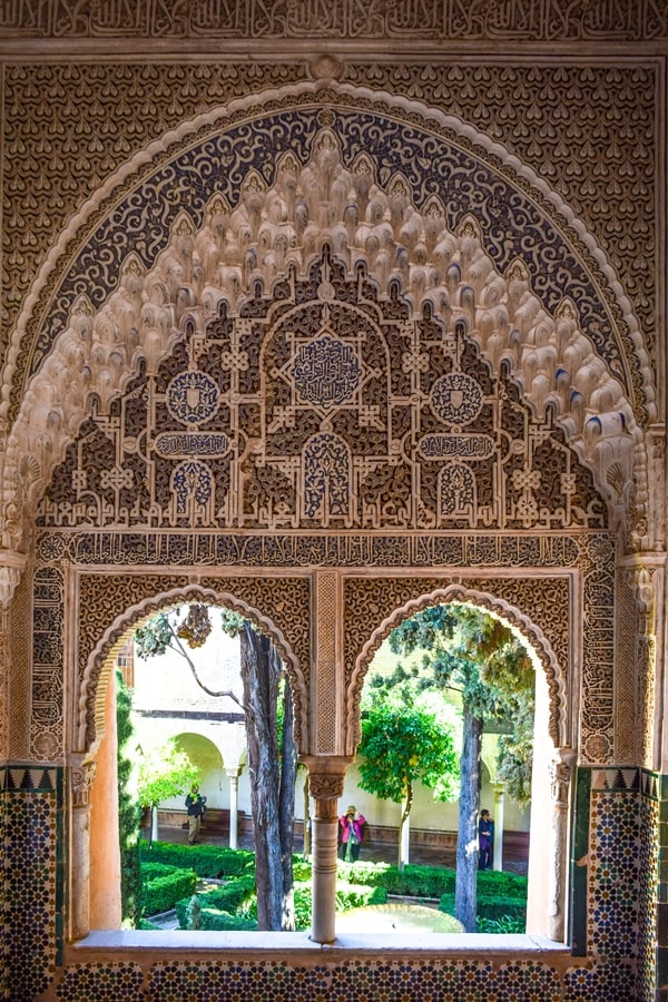 alhambra-granada-palazzi-nasridi-10 L'Alhambra di Granada: tutte le informazioni sulla visita e i biglietti