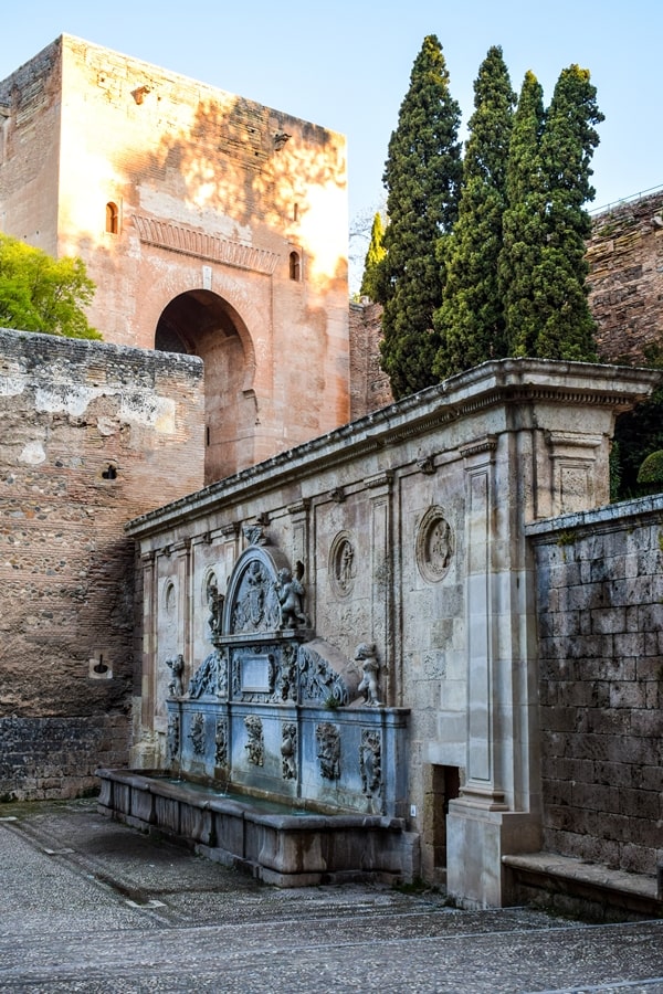 alhambra-granada-puerta-de-la-justicia L'Alhambra di Granada: tutte le informazioni sulla visita e i biglietti