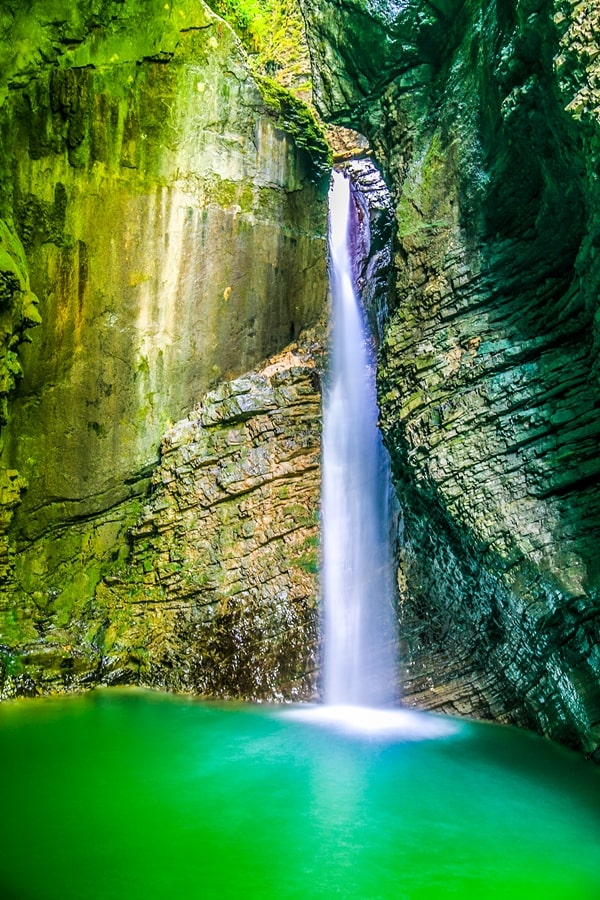 valle-isonzo-slovenia-cascata-kozjak Valle dell'Isonzo: cosa fare e vedere tra storia, sport e bellezze naturali