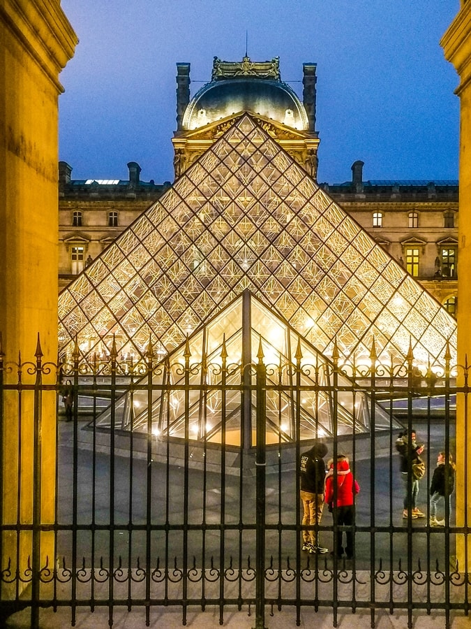 museo-louvre-parigi-02 Cosa vedere a Parigi in 3 giorni: itinerario e diario di viaggio