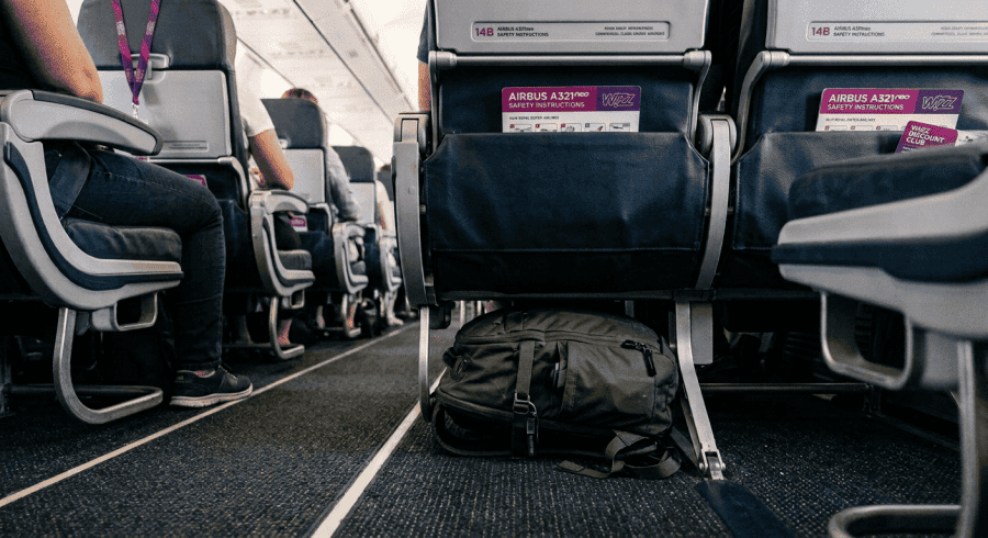 bagalio-wizz-air-zaino Bagaglio Wizz Air: dimensioni, peso, costi e regole aggiornate 2026