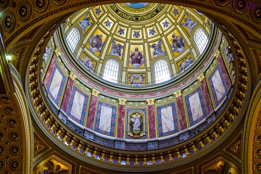 cosa-vedere-a-budapest-basilica-di-santo-stefano-04 Budapest: cosa vedere in due giorni
