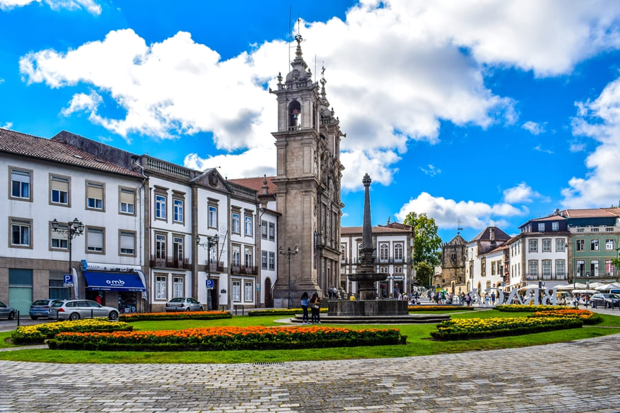 cosa-vedere-braga-largo-carlos-amarante Cosa vedere a Braga, nel nord del Portogallo