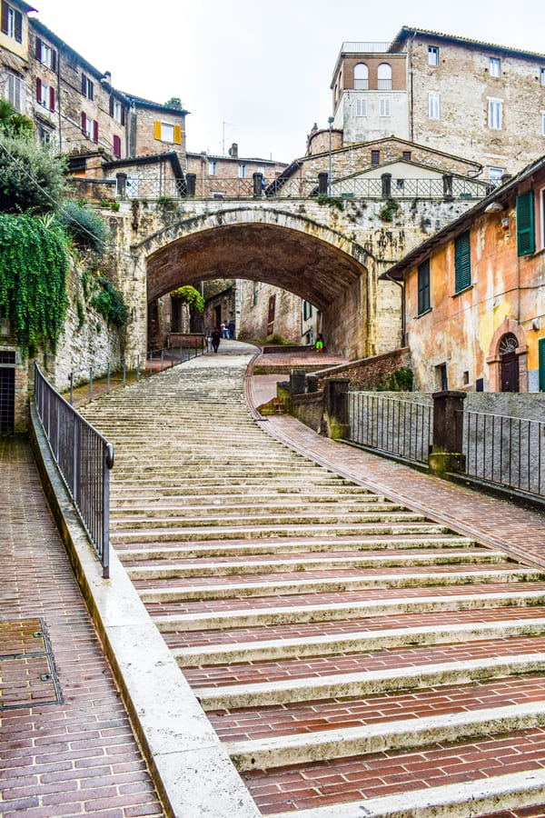 cosa-vedere-a-perugia-acquedotto-etrusco-02 Cosa vedere a Perugia: i luoghi da non perdere