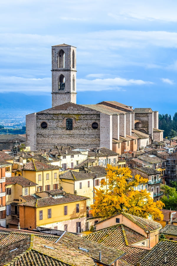 cosa-vedere-a-perugia-basilica-san-domenico-01 Cosa vedere a Perugia: i luoghi da non perdere