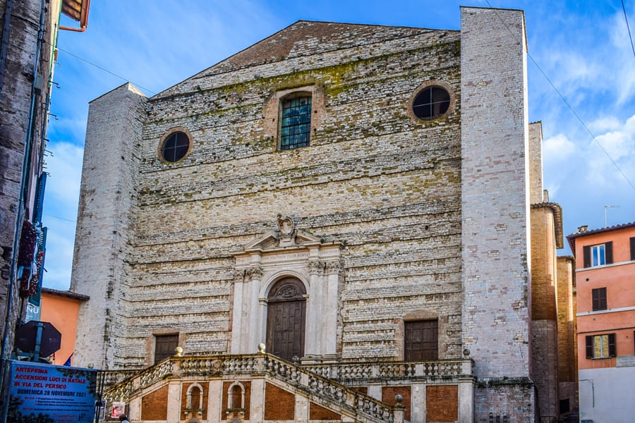 cosa-vedere-a-perugia-basilica-san-domenico-02 Cosa vedere a Perugia: i luoghi da non perdere