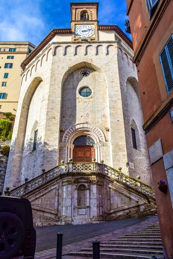 cosa-vedere-a-perugia-chiesa-sant-ercolano-01 Cosa vedere a Perugia: i luoghi da non perdere