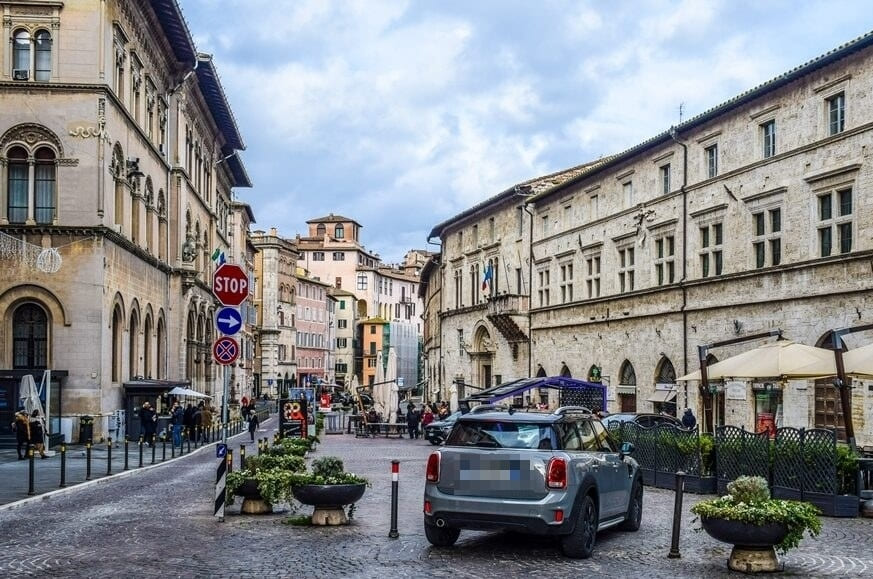 cosa-vedere-a-perugia-piazza-matteotti Cosa vedere a Perugia: i luoghi da non perdere