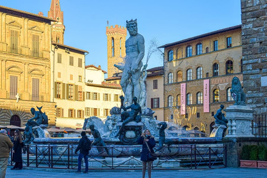 cosa-vedere-firenze-piazza-della-signoria-03 Cosa vedere a Firenze in due giorni: itinerario perfetto per un weekend